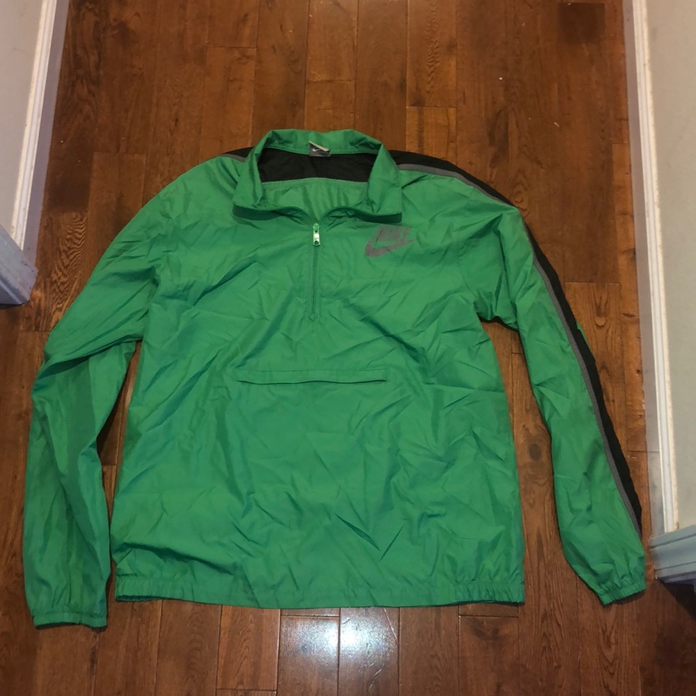 Retro Nike windbreaker 😊🟢🔈